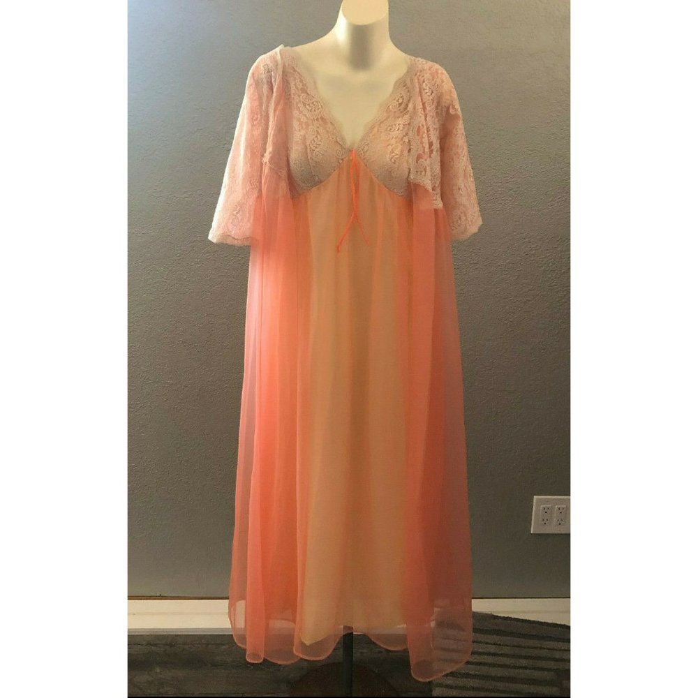 Vintage Peach Lisette Sheer Chiffon Peignoir Nightgown Night Gown Set